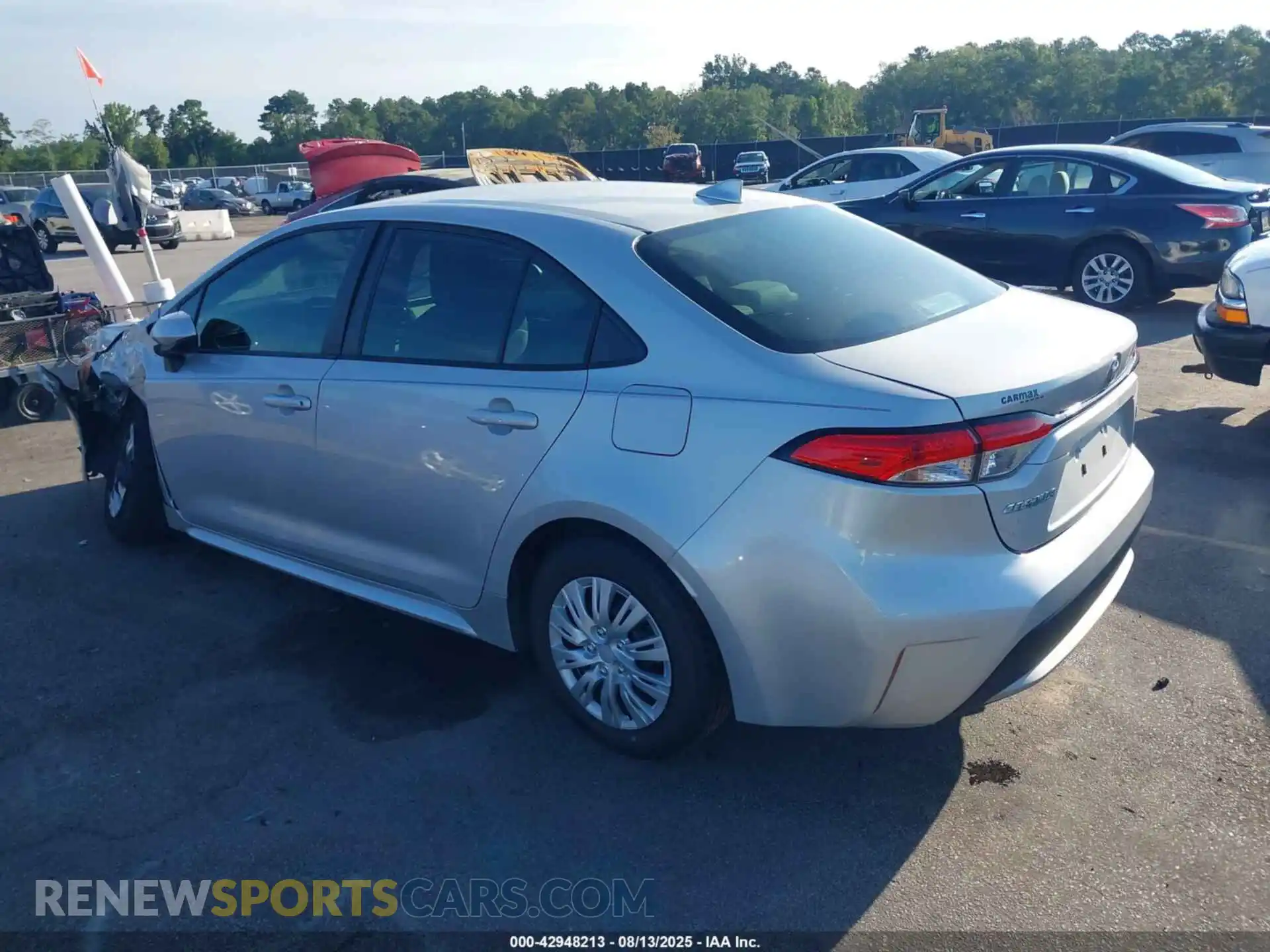 3 fotografías del automóvil dañado 5YFDPMAE5MP270481 TOYOTA COROLLA 2021