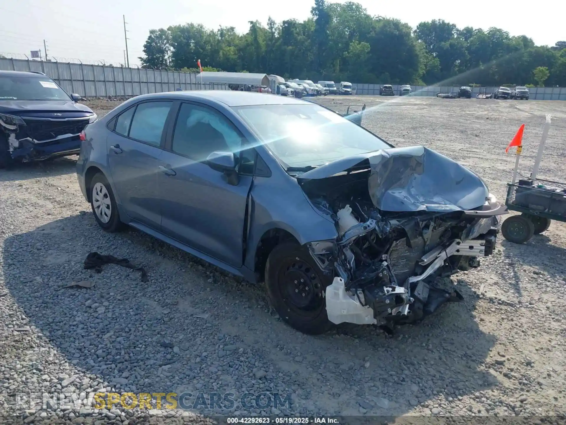 1 Photograph of a damaged car 5YFDPMAE6MP175282 TOYOTA COROLLA 2021
