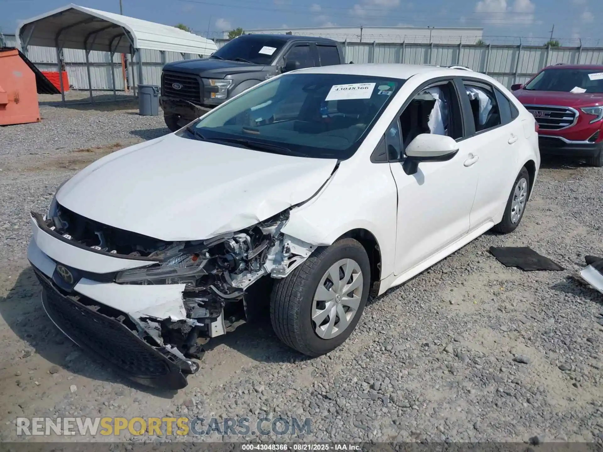 2 fotografías del automóvil dañado 5YFDPMAE8MP156037 TOYOTA COROLLA 2021