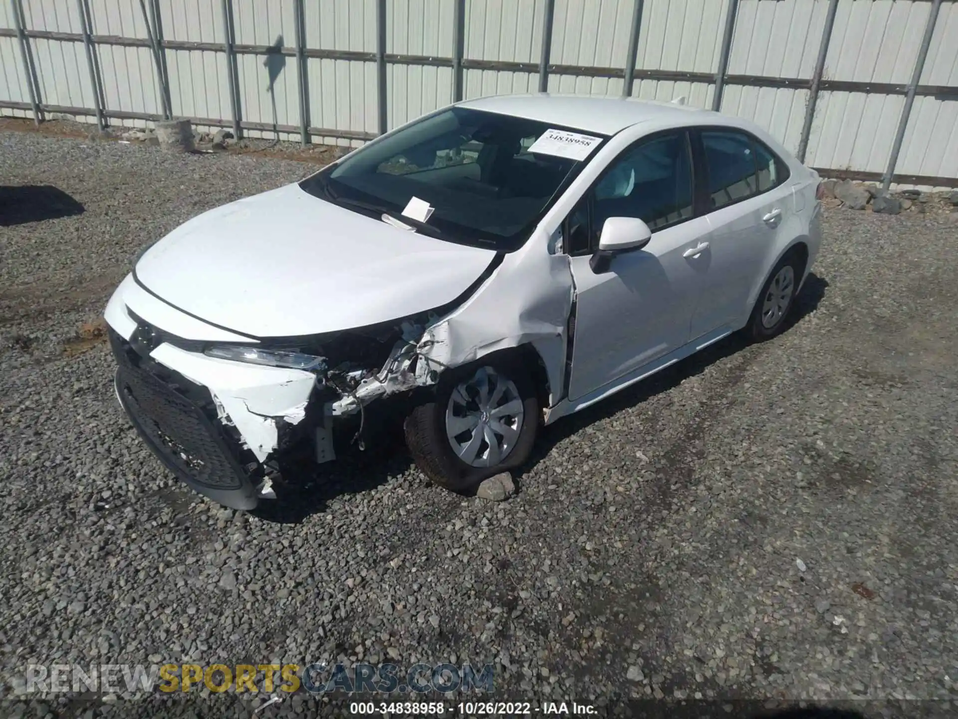 2 fotografías del automóvil dañado 5YFDPMAEXMP192201 TOYOTA COROLLA 2021