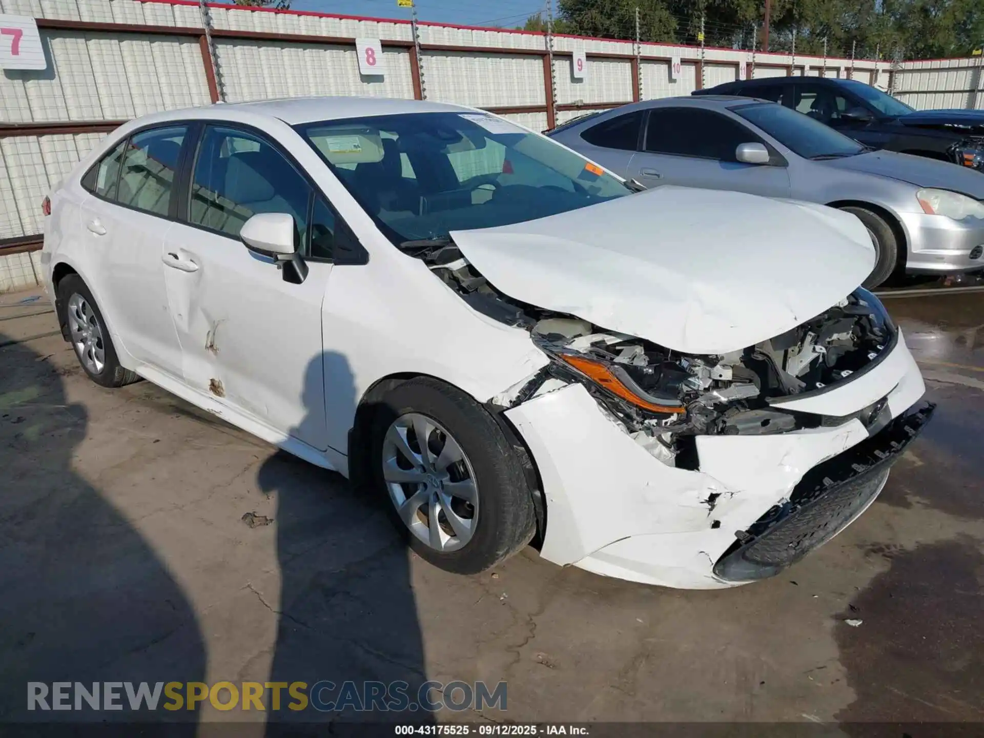 1 Photograph of a damaged car 5YFEPMAE0MP149233 TOYOTA COROLLA 2021