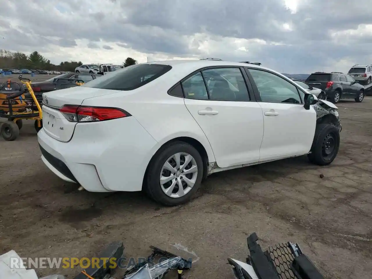 3 Photograph of a damaged car 5YFEPMAE0MP185746 TOYOTA COROLLA 2021