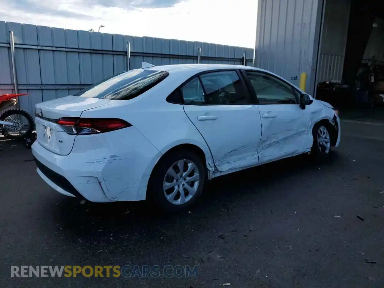 3 Photograph of a damaged car 5YFEPMAE0MP185892 TOYOTA COROLLA 2021