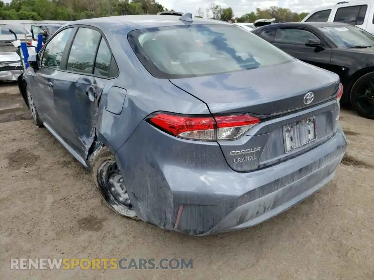 3 Photograph of a damaged car 5YFEPMAE0MP195225 TOYOTA COROLLA 2021