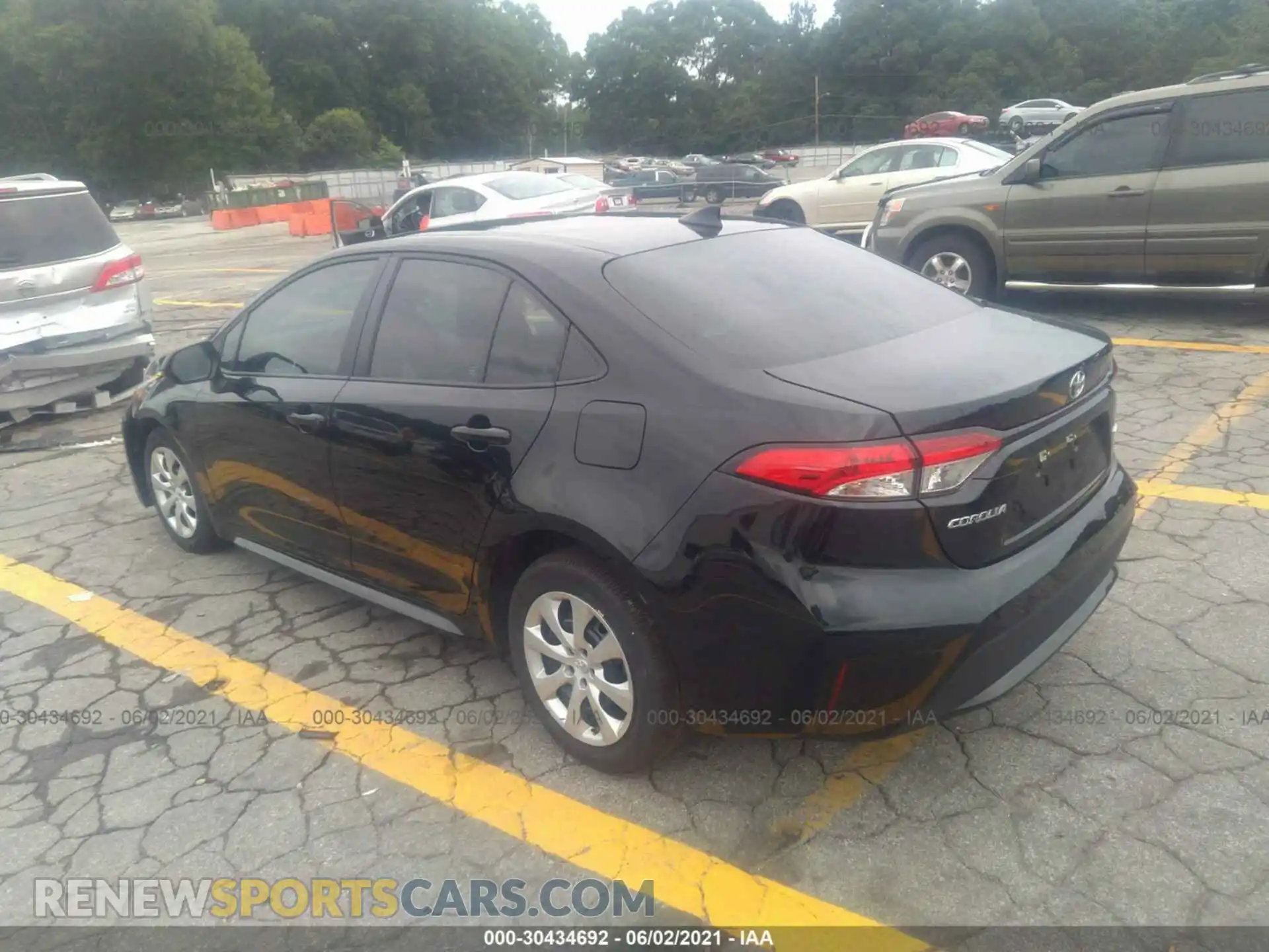 3 Photograph of a damaged car 5YFEPMAE0MP202500 TOYOTA COROLLA 2021