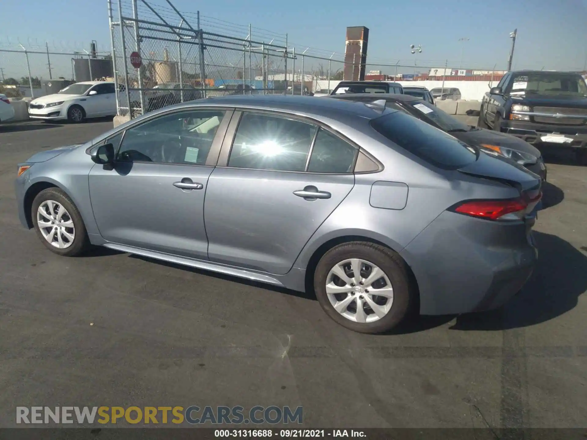 3 Photograph of a damaged car 5YFEPMAE0MP205364 TOYOTA COROLLA 2021