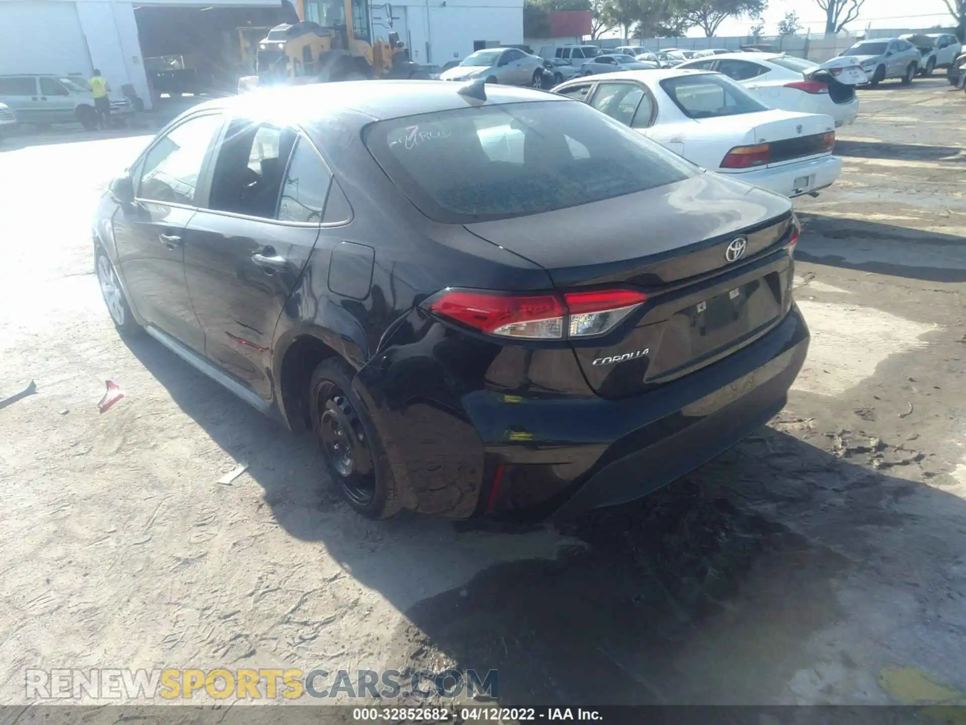 3 Photograph of a damaged car 5YFEPMAE0MP220088 TOYOTA COROLLA 2021