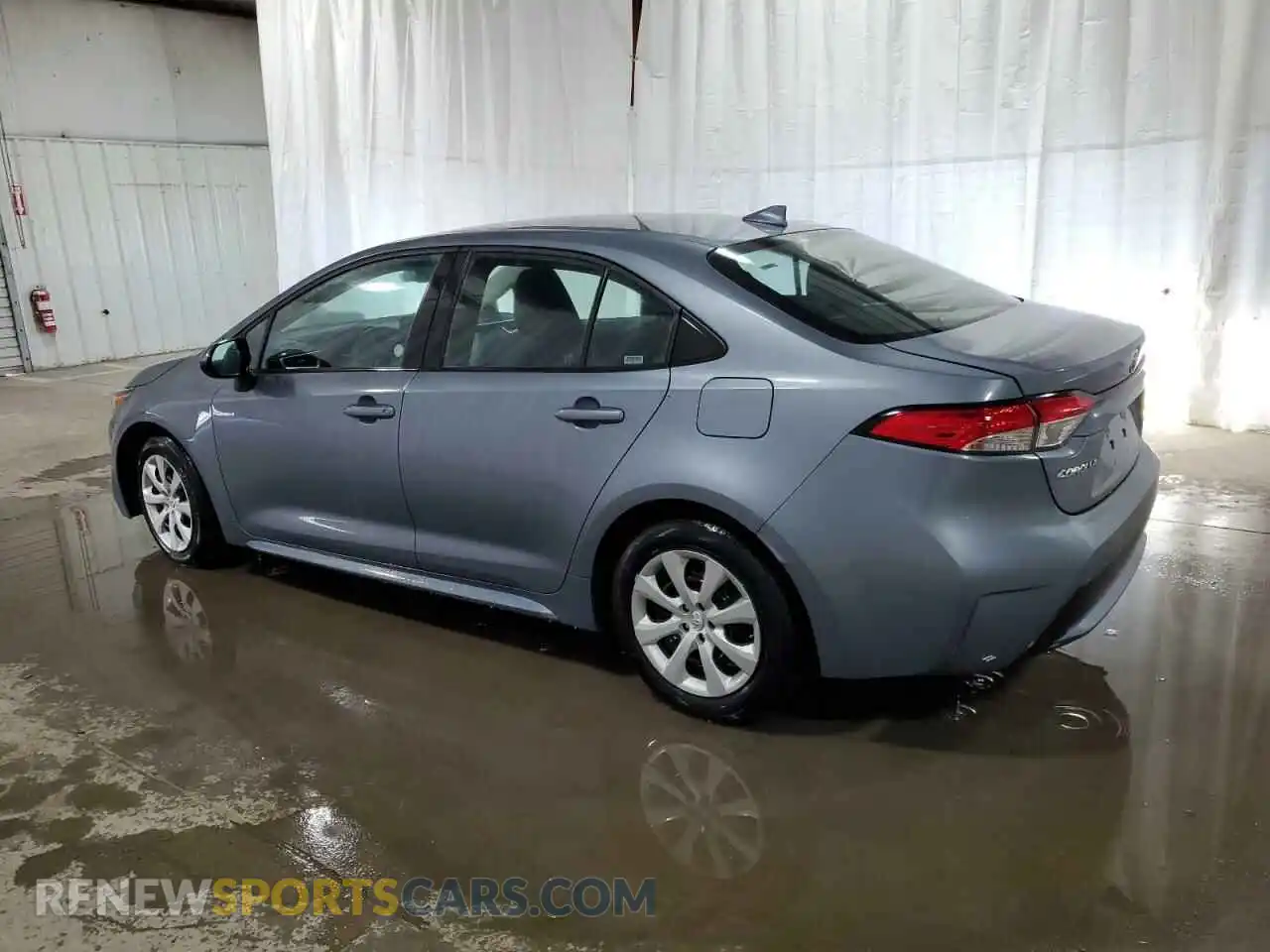 2 Photograph of a damaged car 5YFEPMAE0MP231074 TOYOTA COROLLA 2021