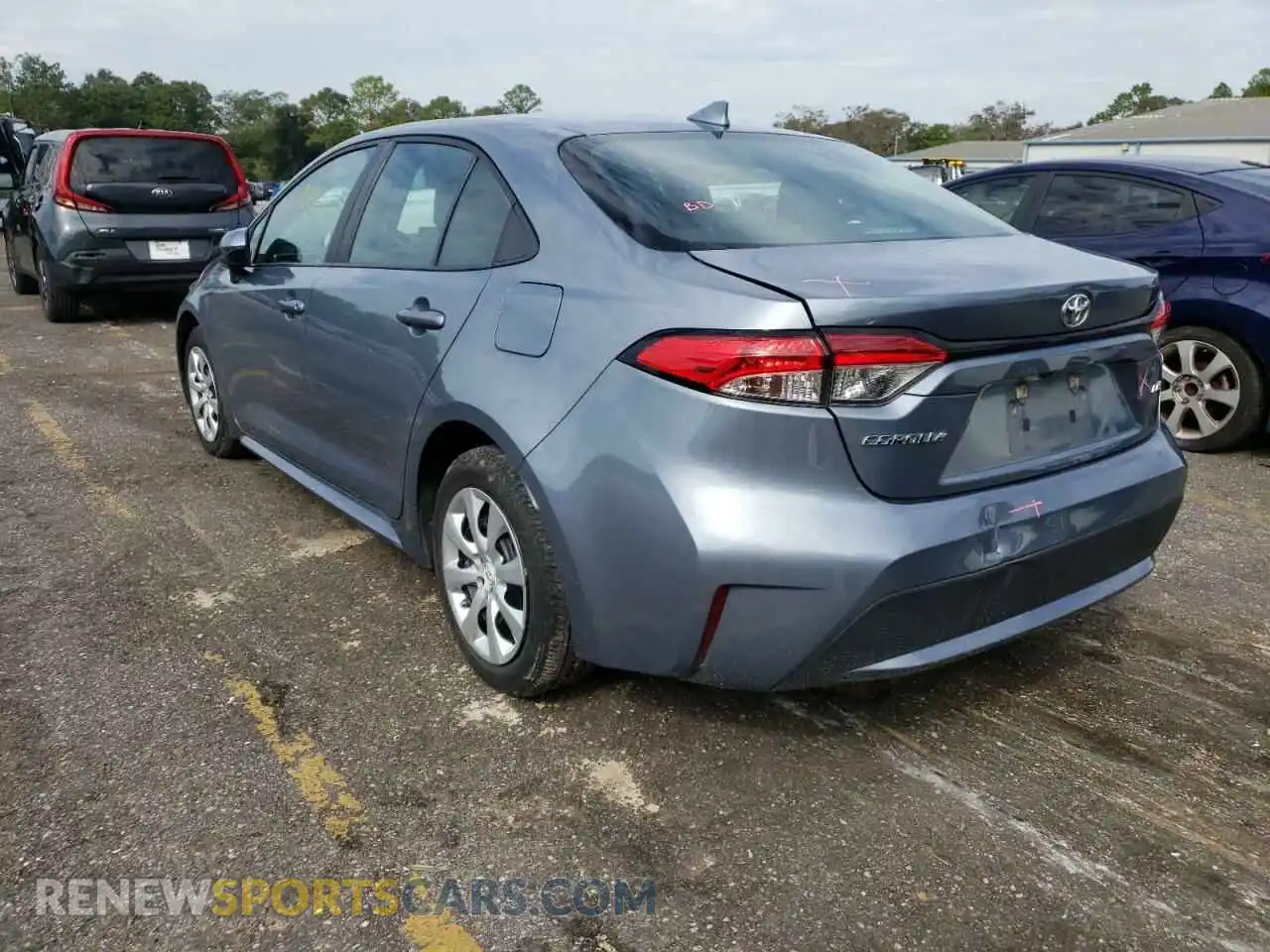 3 Photograph of a damaged car 5YFEPMAE0MP232922 TOYOTA COROLLA 2021