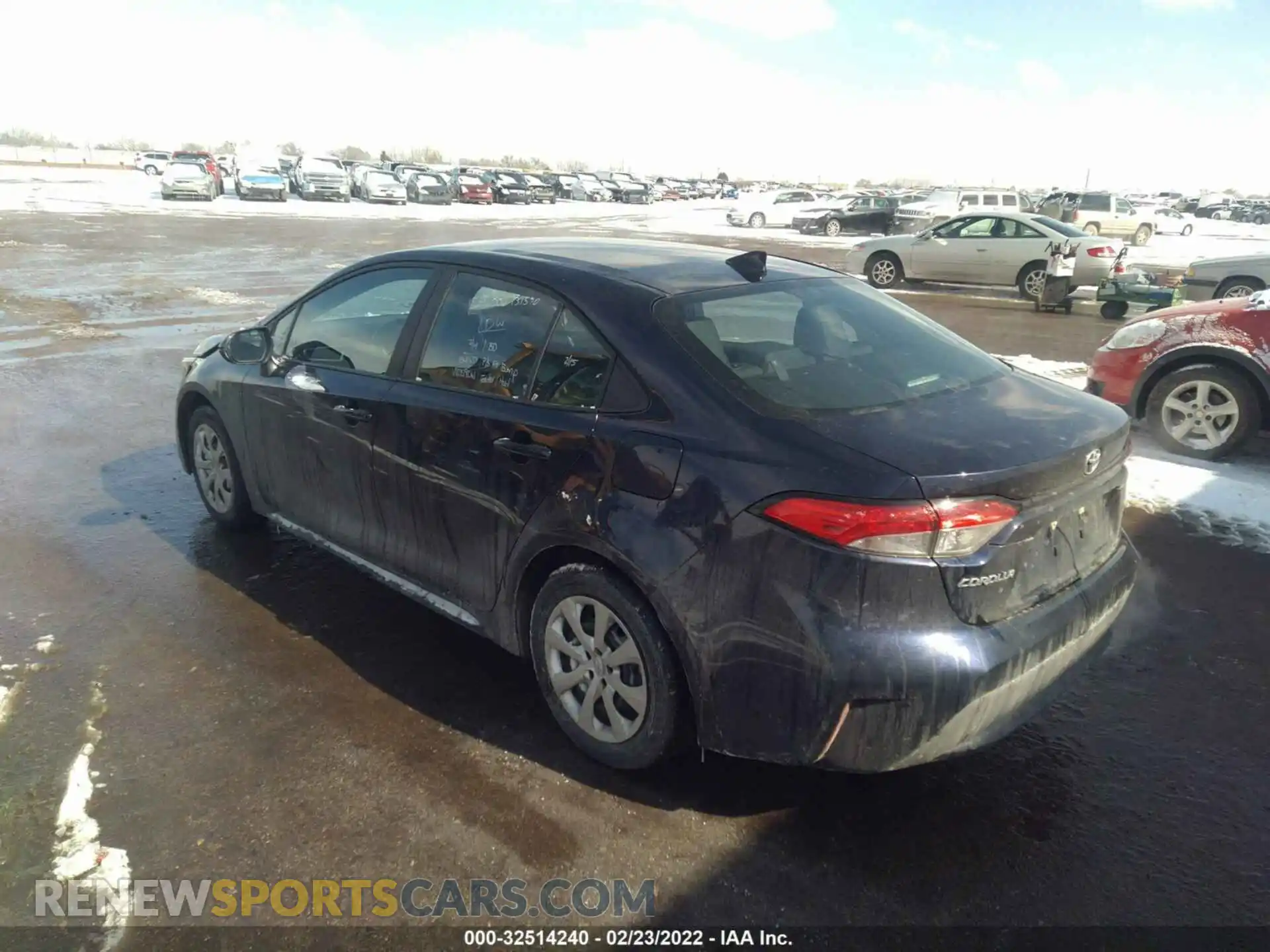 3 Фотография поврежденного автомобиля 5YFEPMAE0MP241703 TOYOTA COROLLA 2021