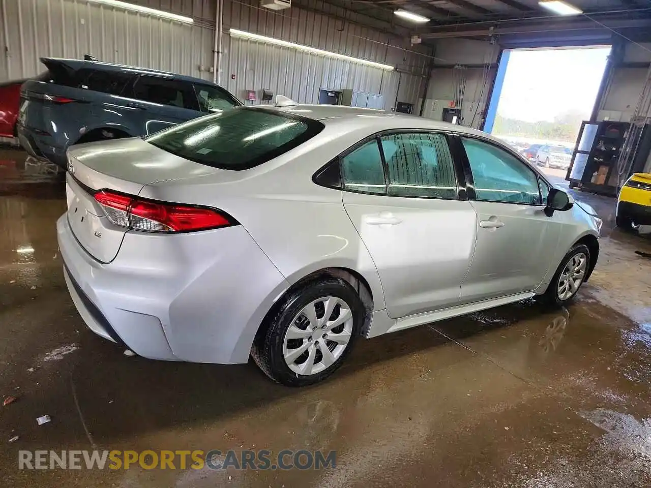 3 Фотография поврежденного автомобиля 5YFEPMAE0MP250756 TOYOTA COROLLA 2021