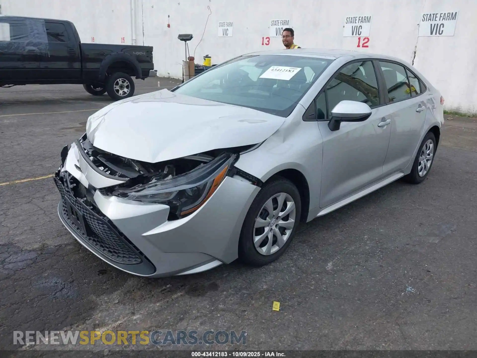 2 Photograph of a damaged car 5YFEPMAE0MP262910 TOYOTA COROLLA 2021