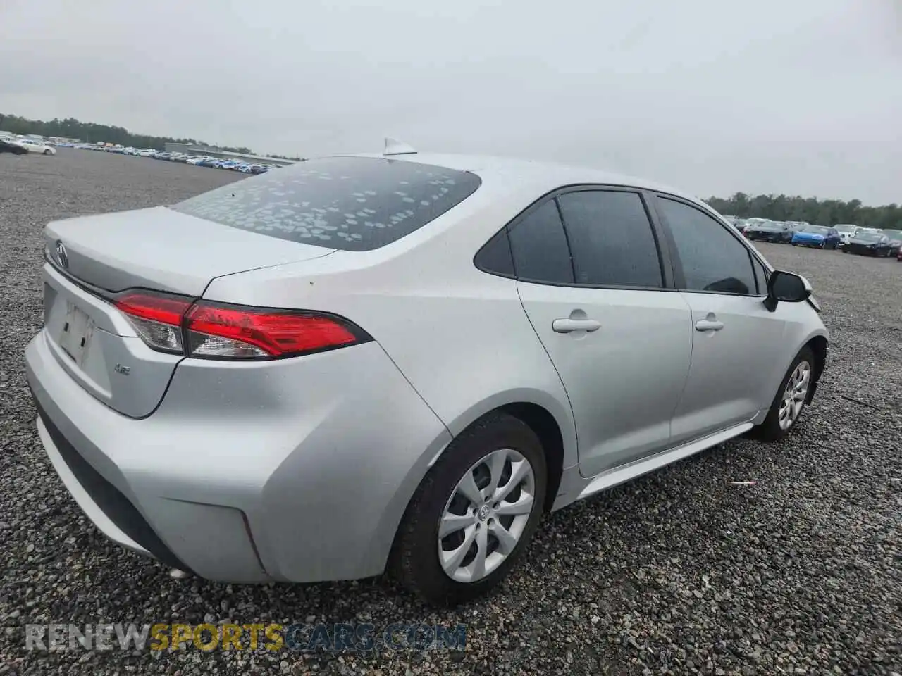 3 fotografías del automóvil dañado 5YFEPMAE1MP153114 TOYOTA COROLLA 2021