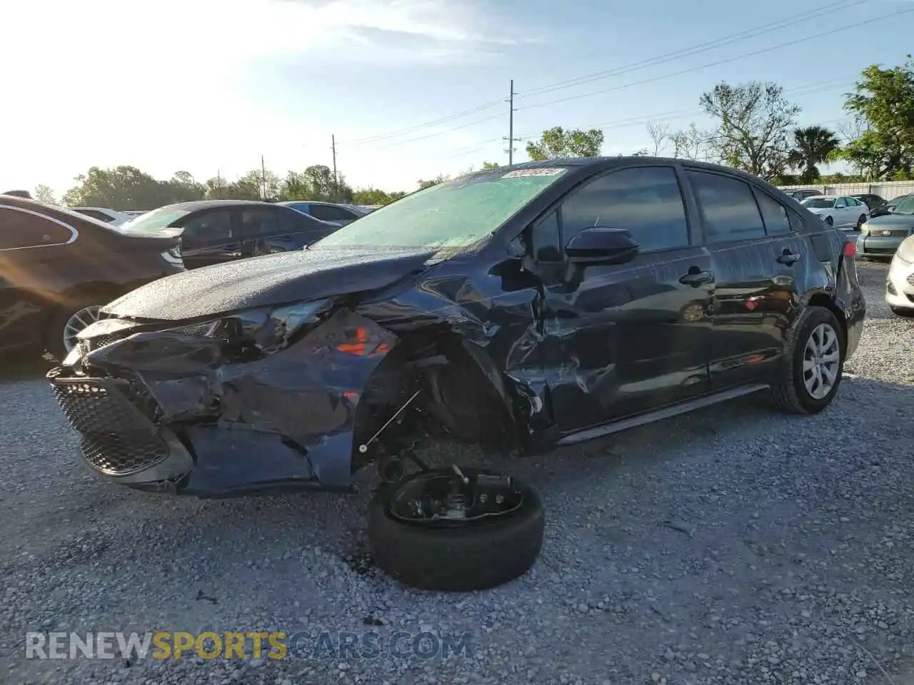 1 Photograph of a damaged car 5YFEPMAE1MP160936 TOYOTA COROLLA 2021