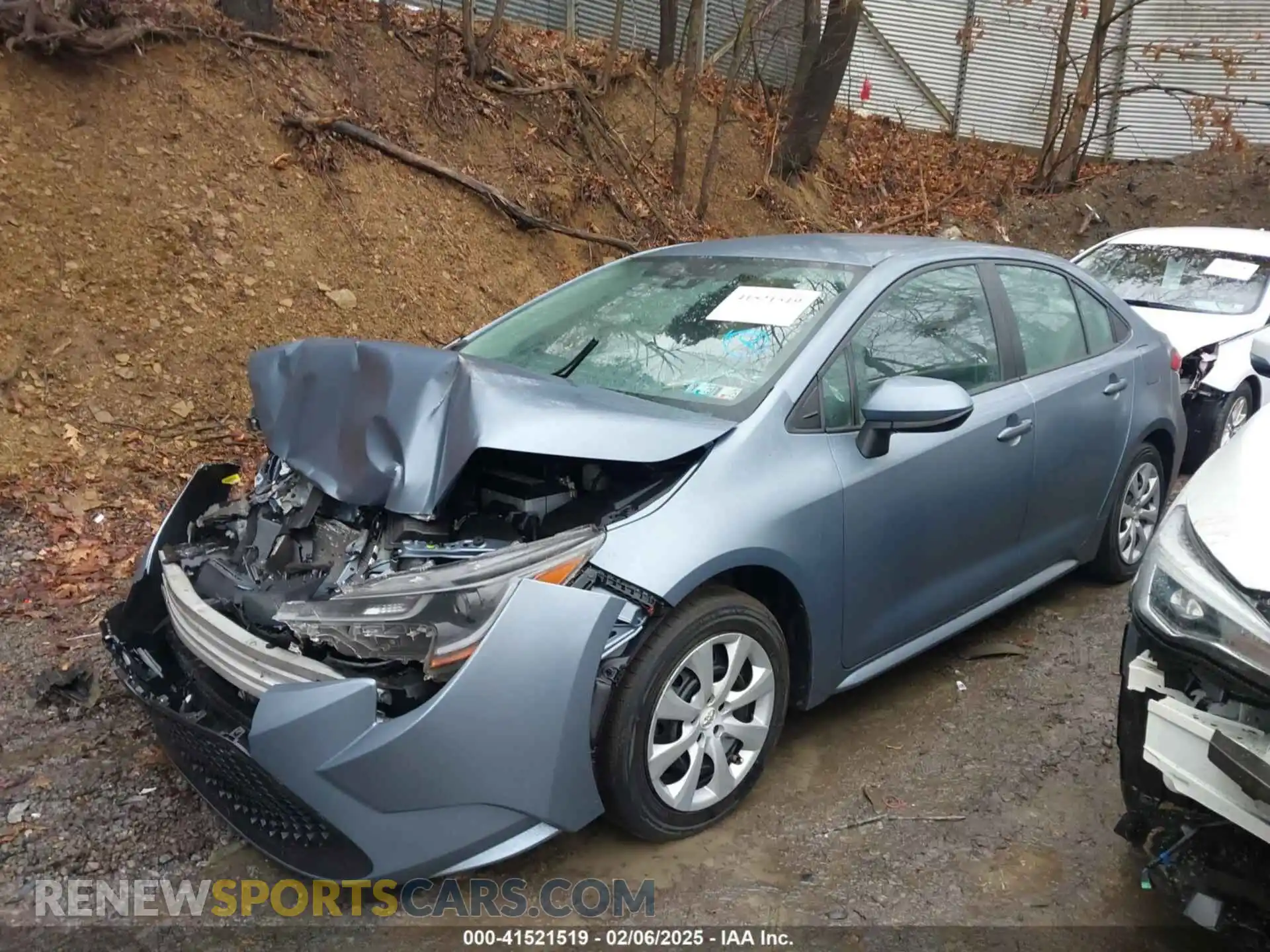 2 Photograph of a damaged car 5YFEPMAE1MP161004 TOYOTA COROLLA 2021