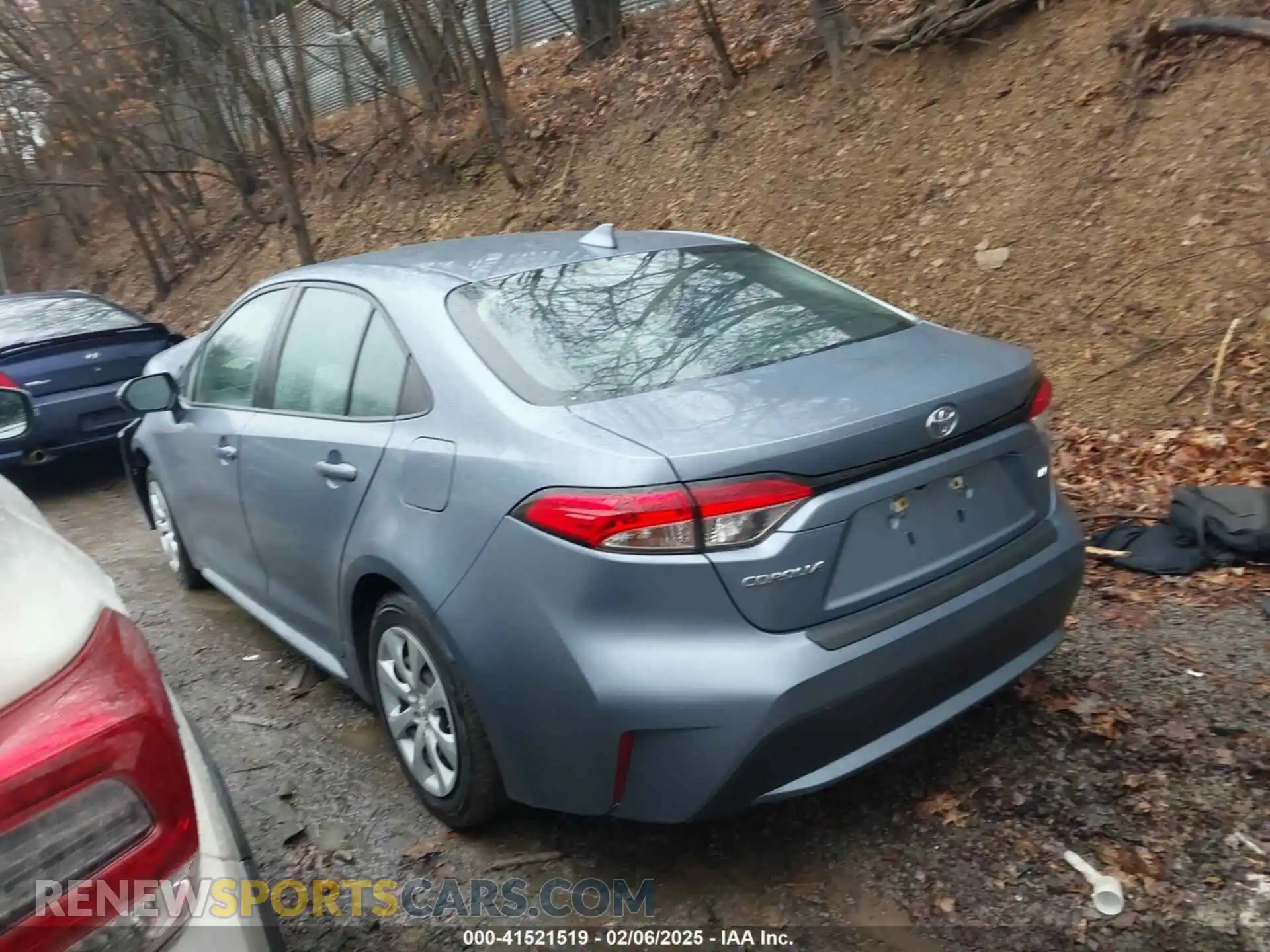 3 Photograph of a damaged car 5YFEPMAE1MP161004 TOYOTA COROLLA 2021
