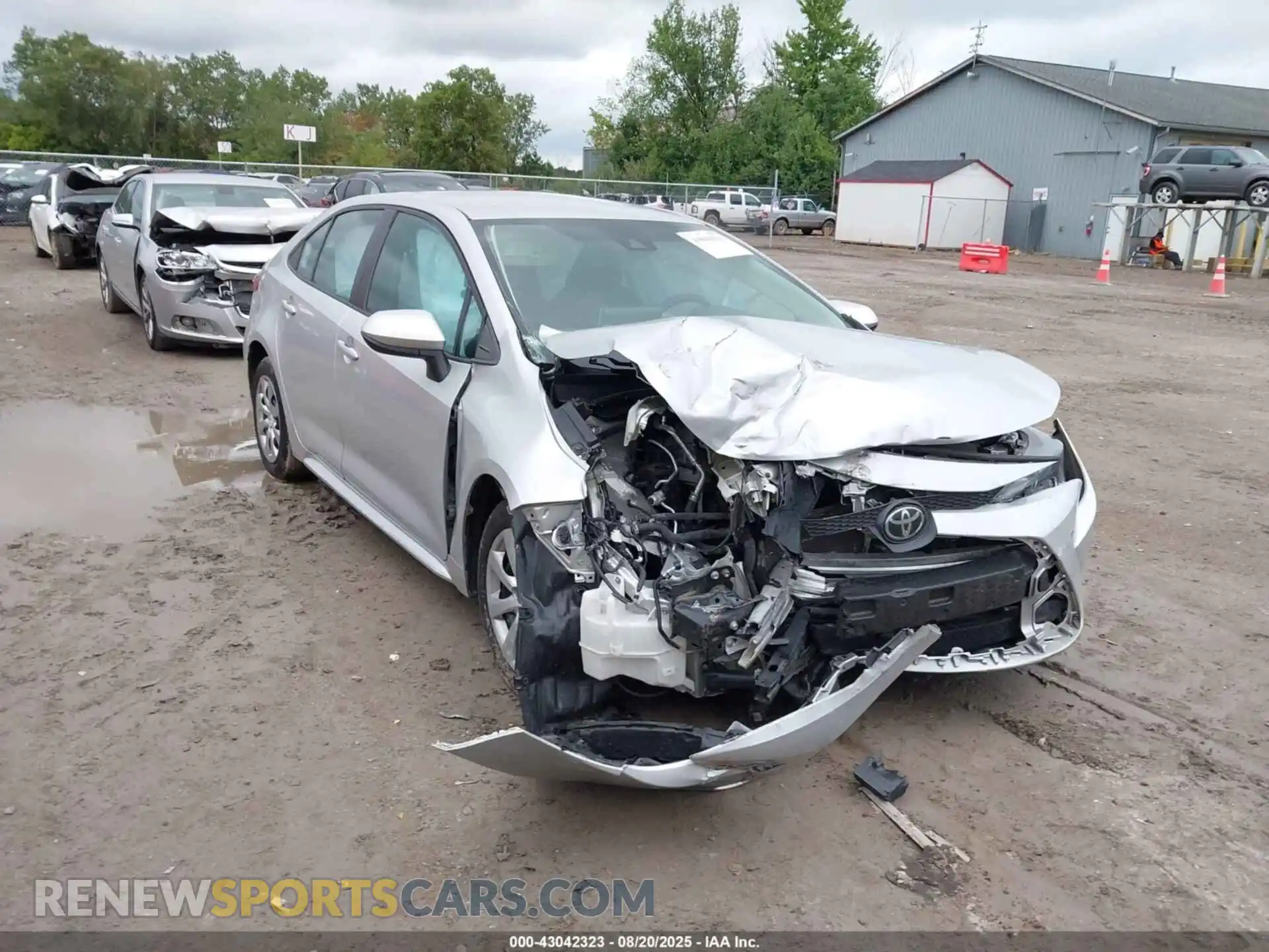 1 Photograph of a damaged car 5YFEPMAE1MP161794 TOYOTA COROLLA 2021