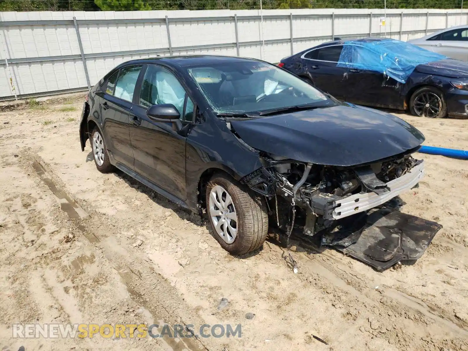1 Photograph of a damaged car 5YFEPMAE1MP163917 TOYOTA COROLLA 2021