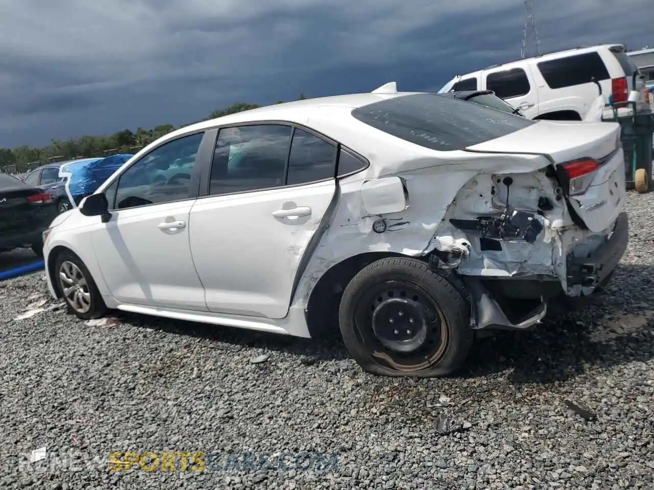 2 Photograph of a damaged car 5YFEPMAE1MP171662 TOYOTA COROLLA 2021