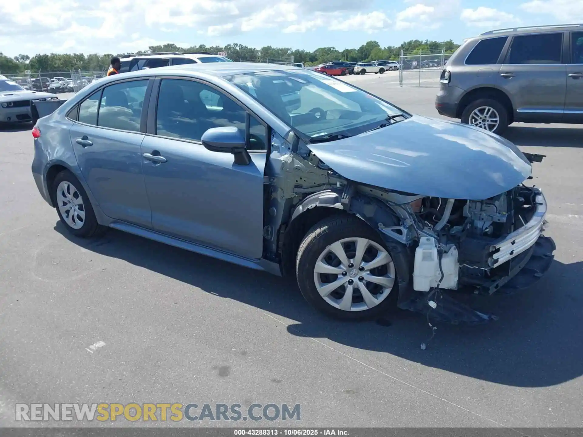 1 Photograph of a damaged car 5YFEPMAE1MP178384 TOYOTA COROLLA 2021