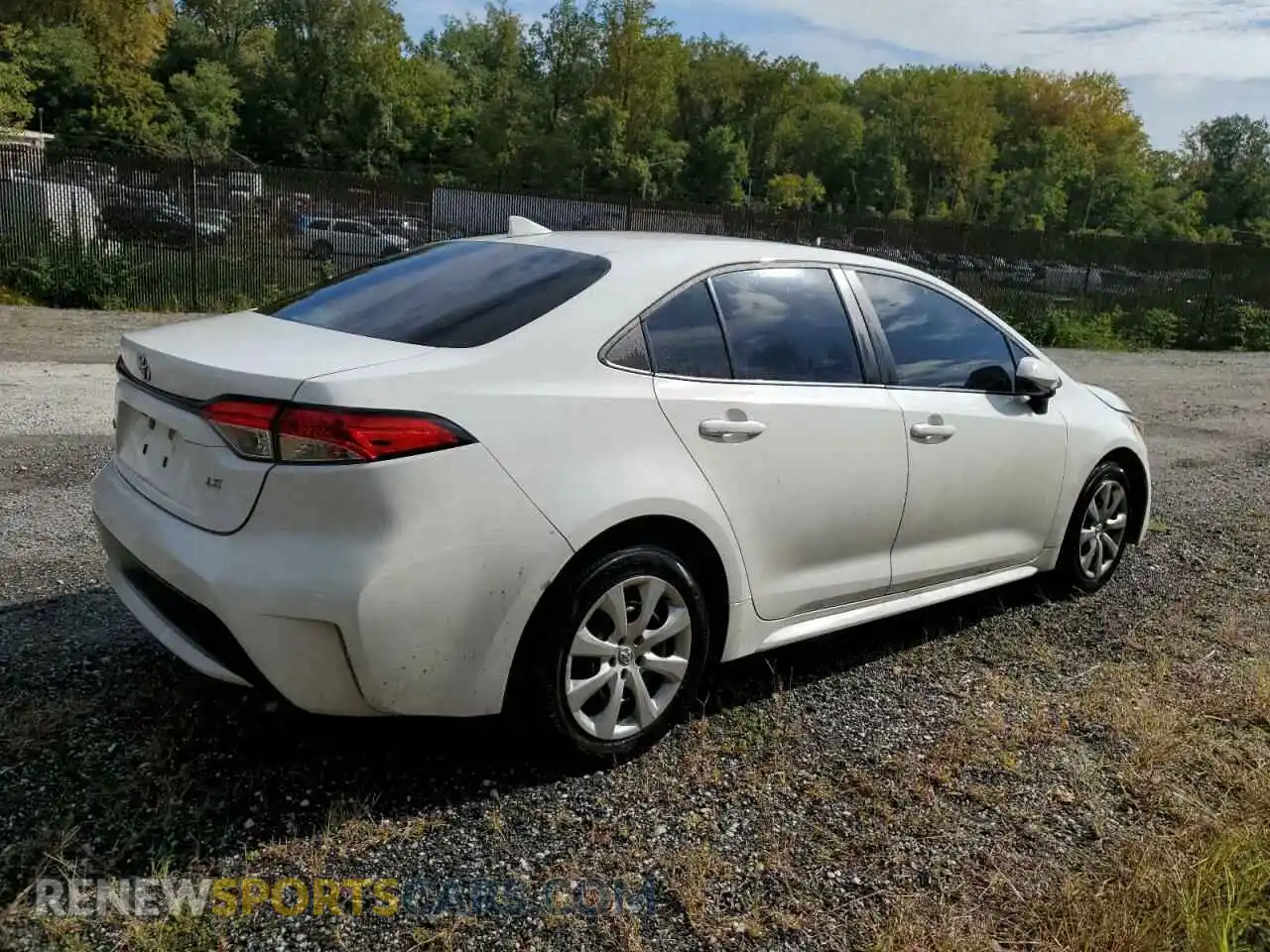 3 fotografías del automóvil dañado 5YFEPMAE1MP180281 TOYOTA COROLLA 2021