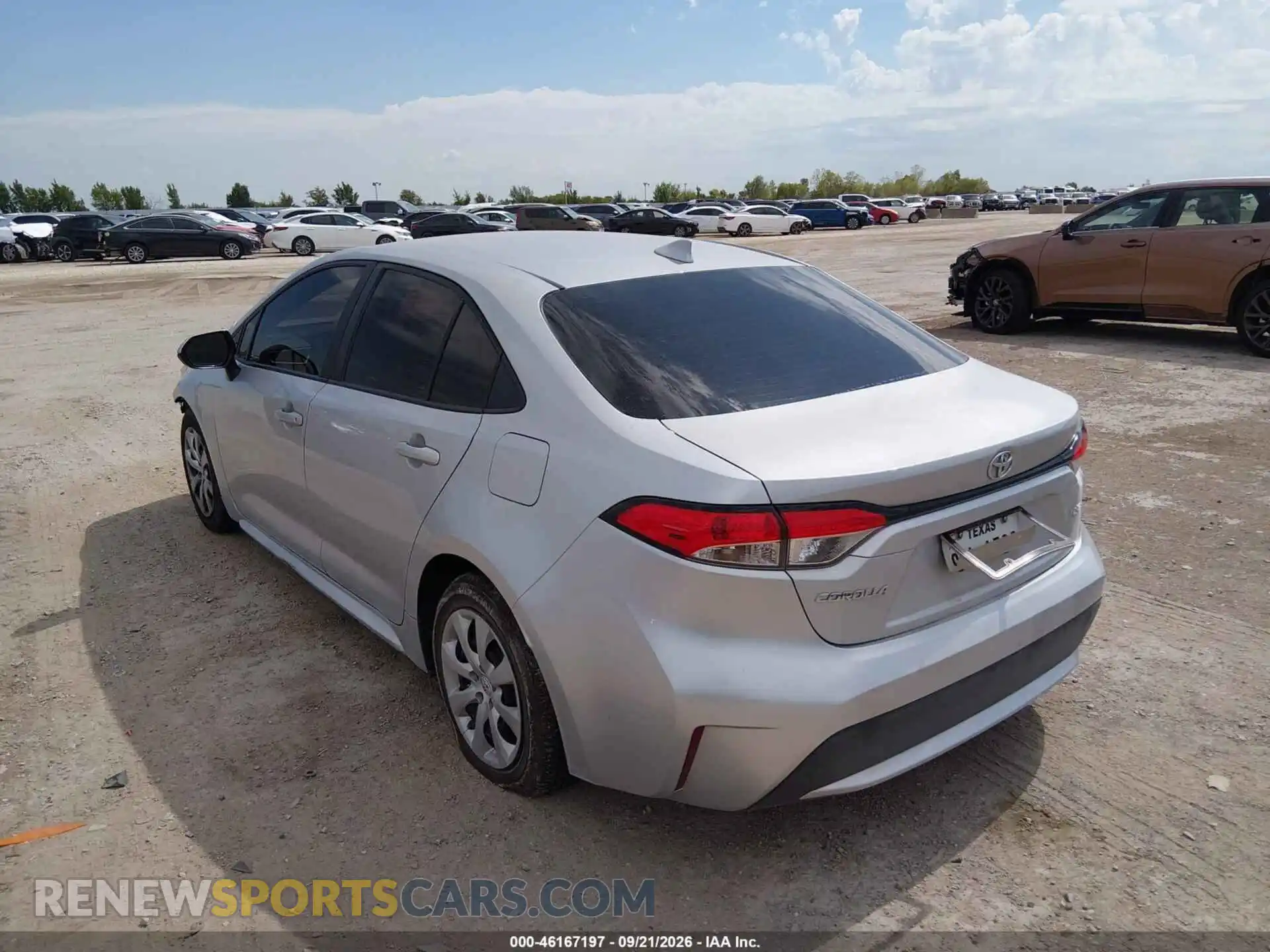 3 Photograph of a damaged car 5YFEPMAE1MP180670 TOYOTA COROLLA 2021
