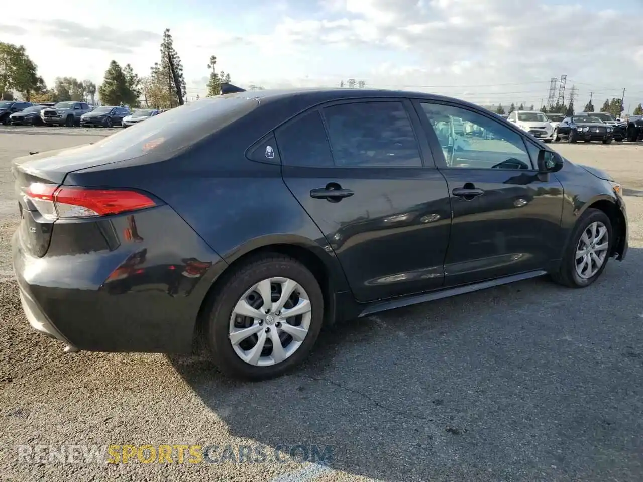 3 Photograph of a damaged car 5YFEPMAE1MP180698 TOYOTA COROLLA 2021