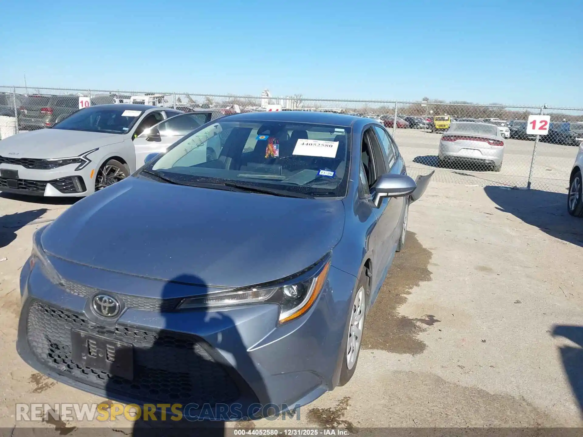 2 Photograph of a damaged car 5YFEPMAE1MP196335 TOYOTA COROLLA 2021