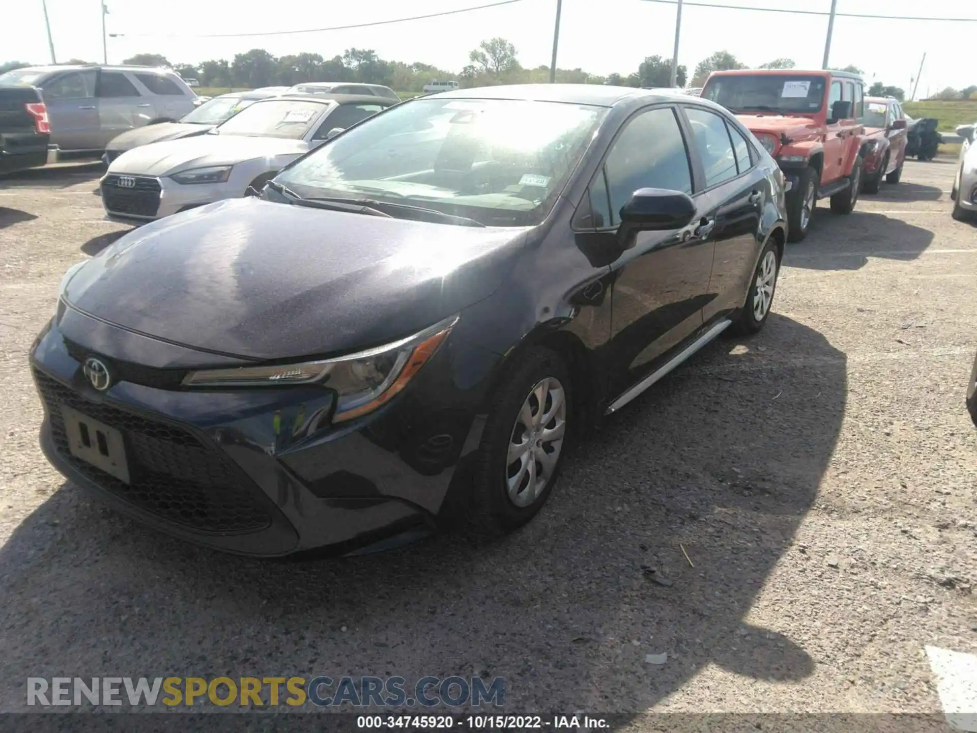 2 fotografías del automóvil dañado 5YFEPMAE1MP198103 TOYOTA COROLLA 2021