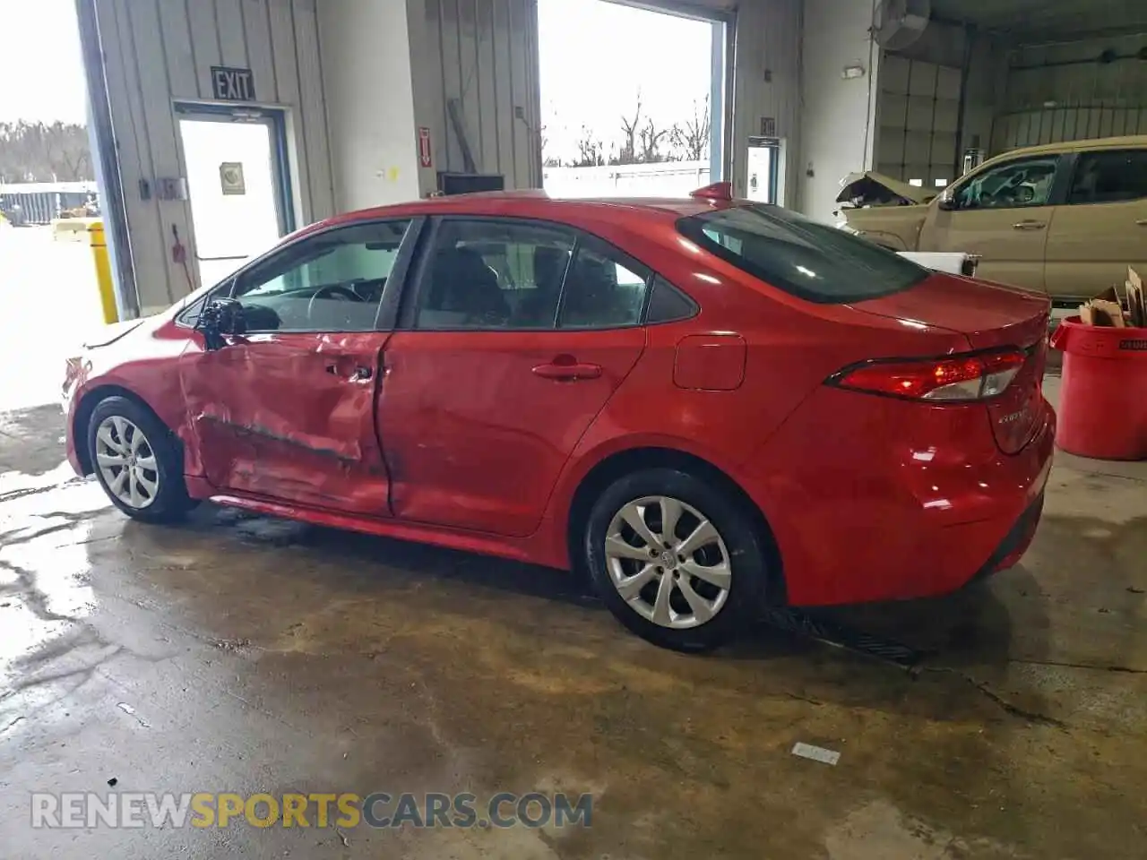 2 Photograph of a damaged car 5YFEPMAE1MP204417 TOYOTA COROLLA 2021