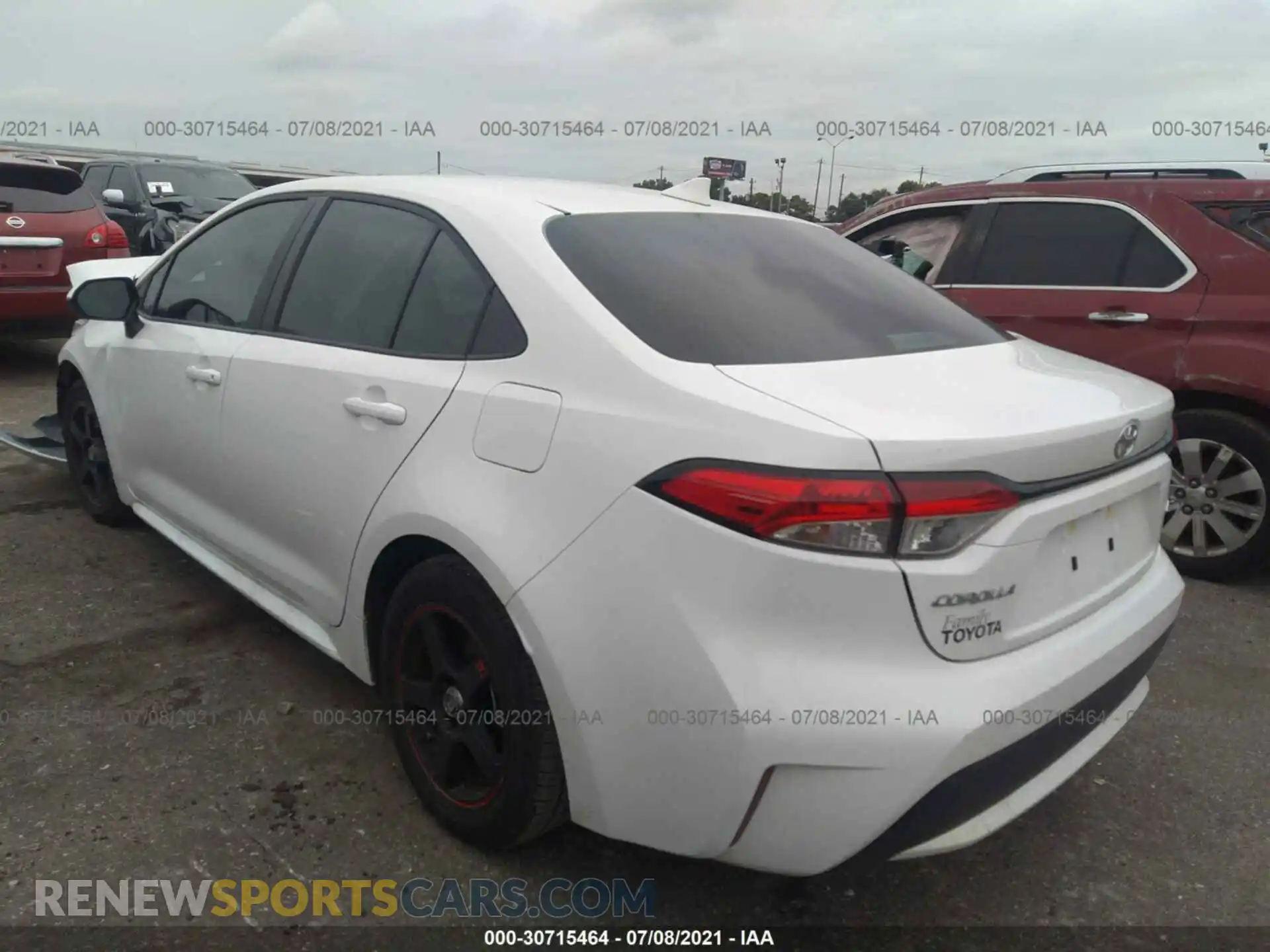 3 Photograph of a damaged car 5YFEPMAE1MP207298 TOYOTA COROLLA 2021