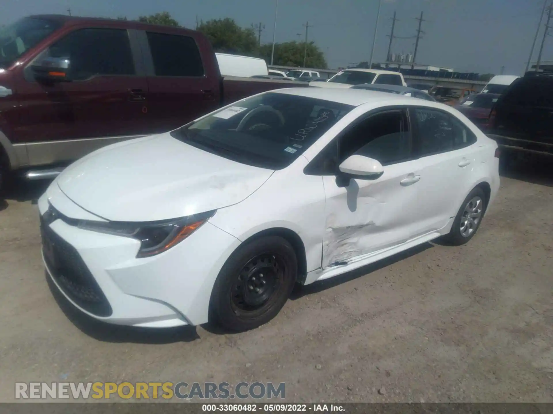 2 Photograph of a damaged car 5YFEPMAE1MP216115 TOYOTA COROLLA 2021