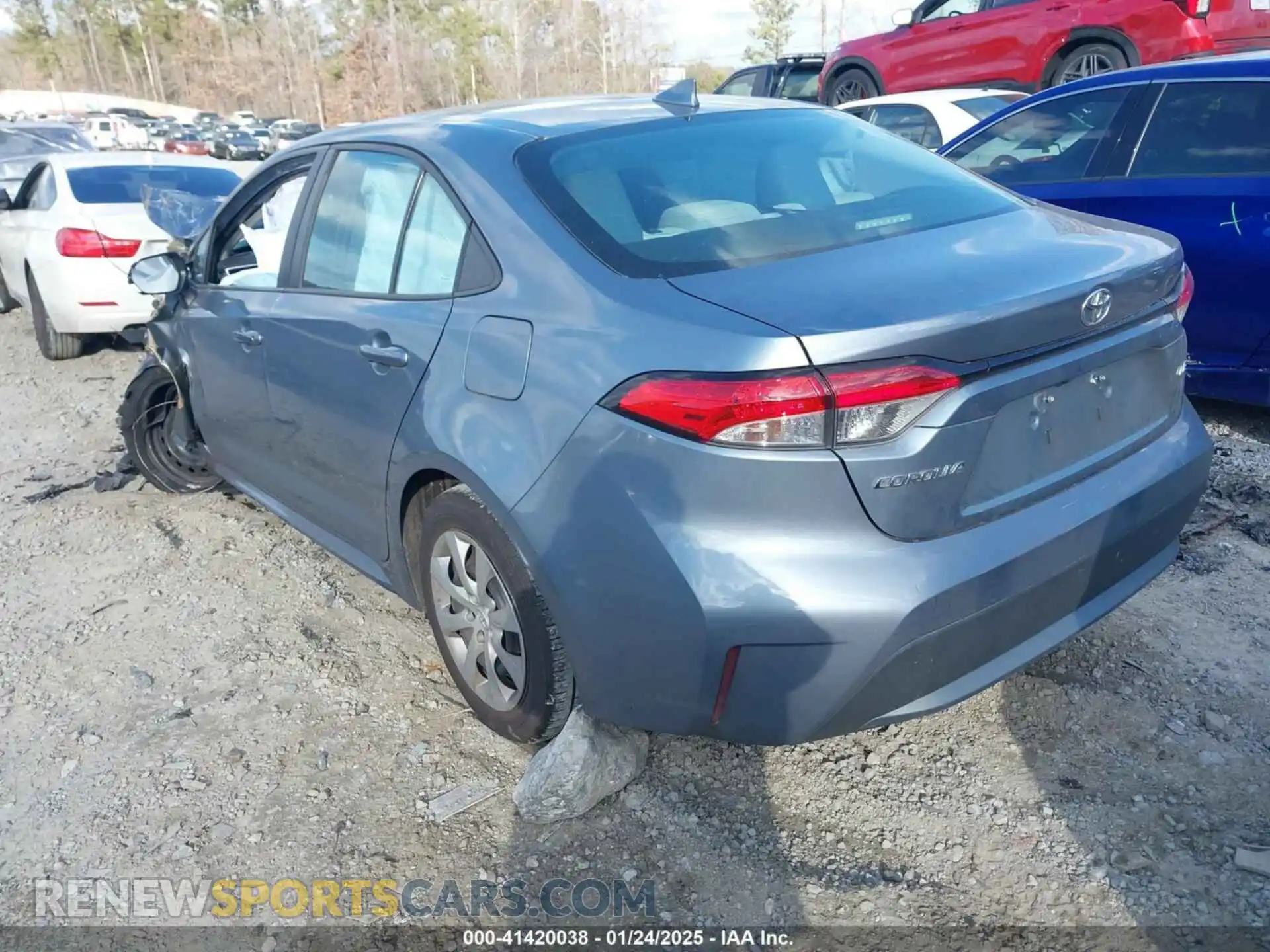 3 Photograph of a damaged car 5YFEPMAE1MP216793 TOYOTA COROLLA 2021