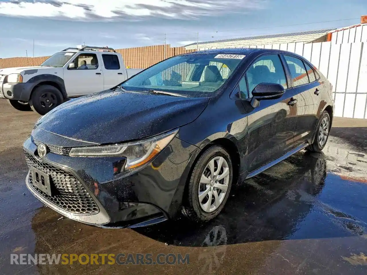 1 Фотография поврежденного автомобиля 5YFEPMAE1MP221346 TOYOTA COROLLA 2021