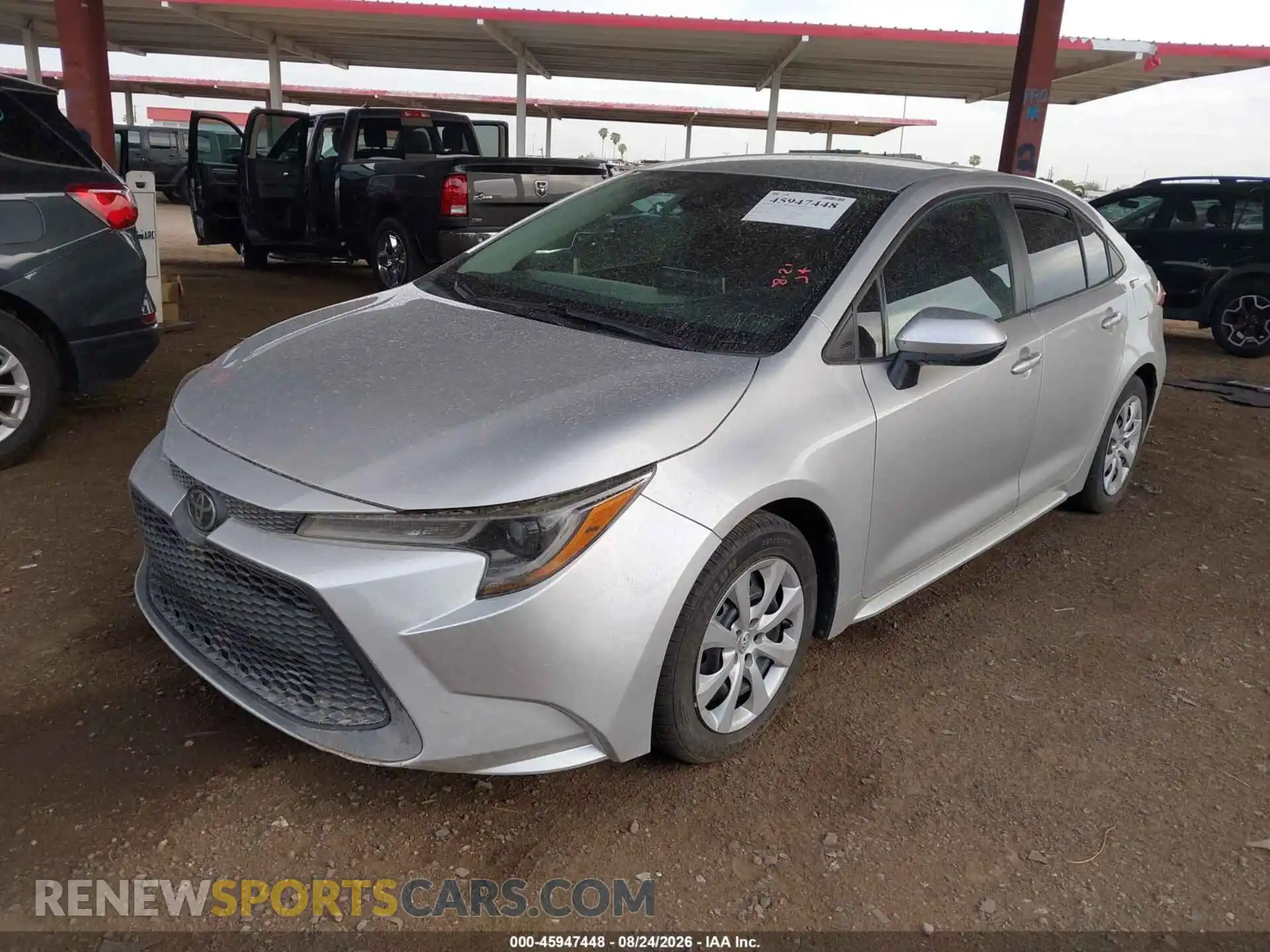 2 fotografías del automóvil dañado 5YFEPMAE1MP225056 TOYOTA COROLLA 2021