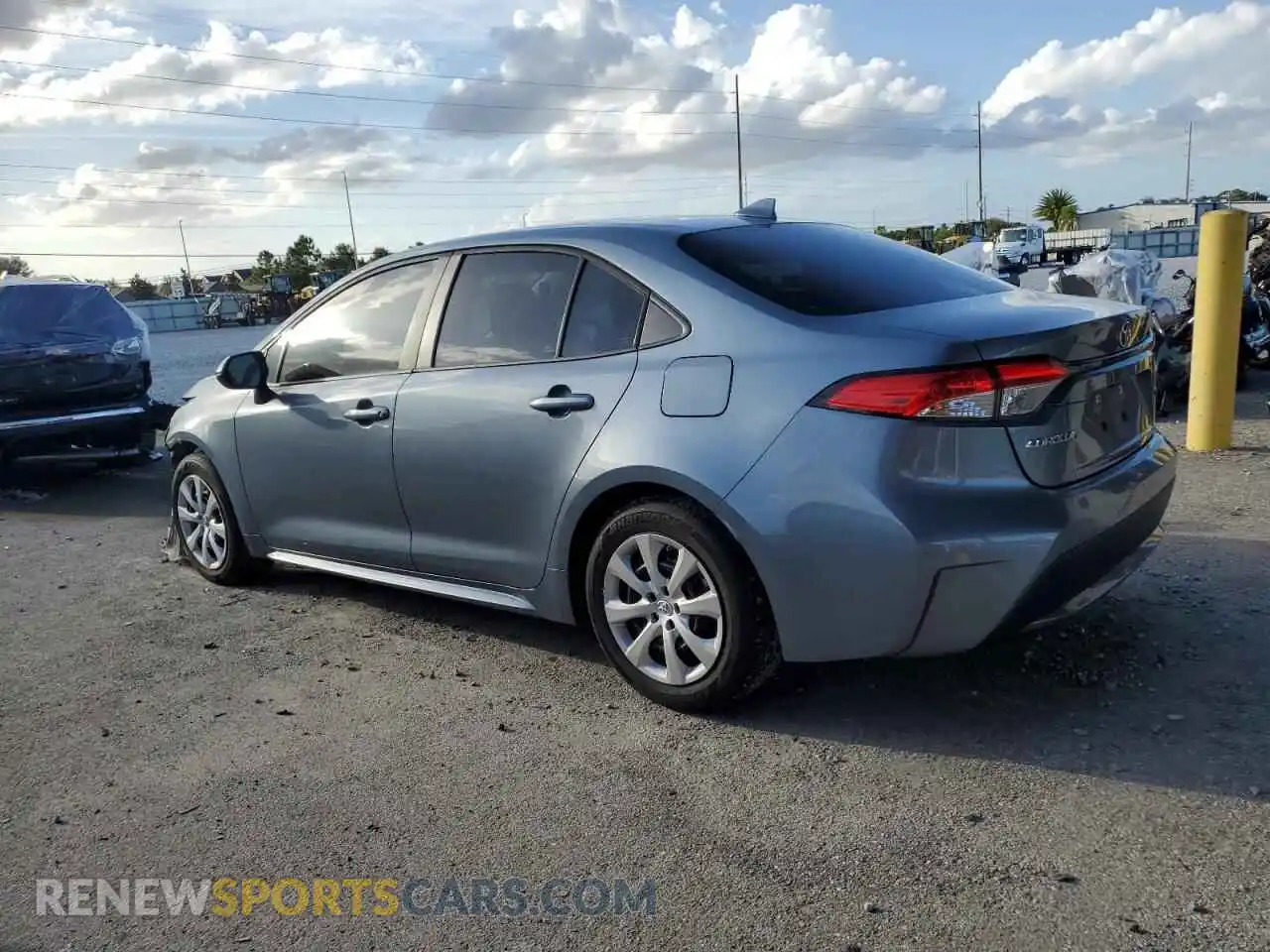 2 Photograph of a damaged car 5YFEPMAE1MP228457 TOYOTA COROLLA 2021