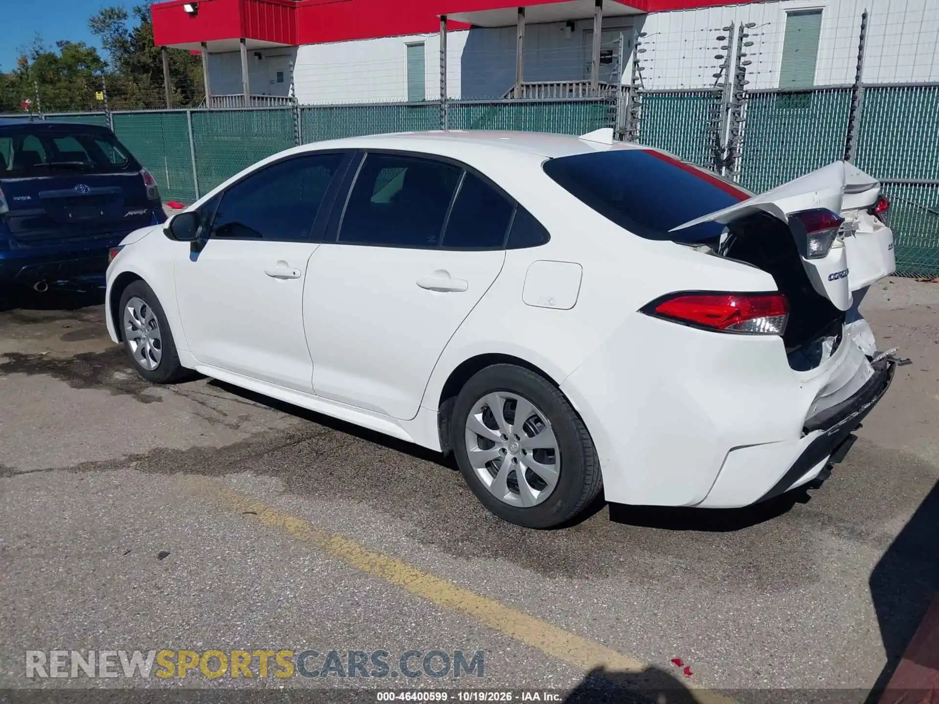 3 Photograph of a damaged car 5YFEPMAE1MP232587 TOYOTA COROLLA 2021