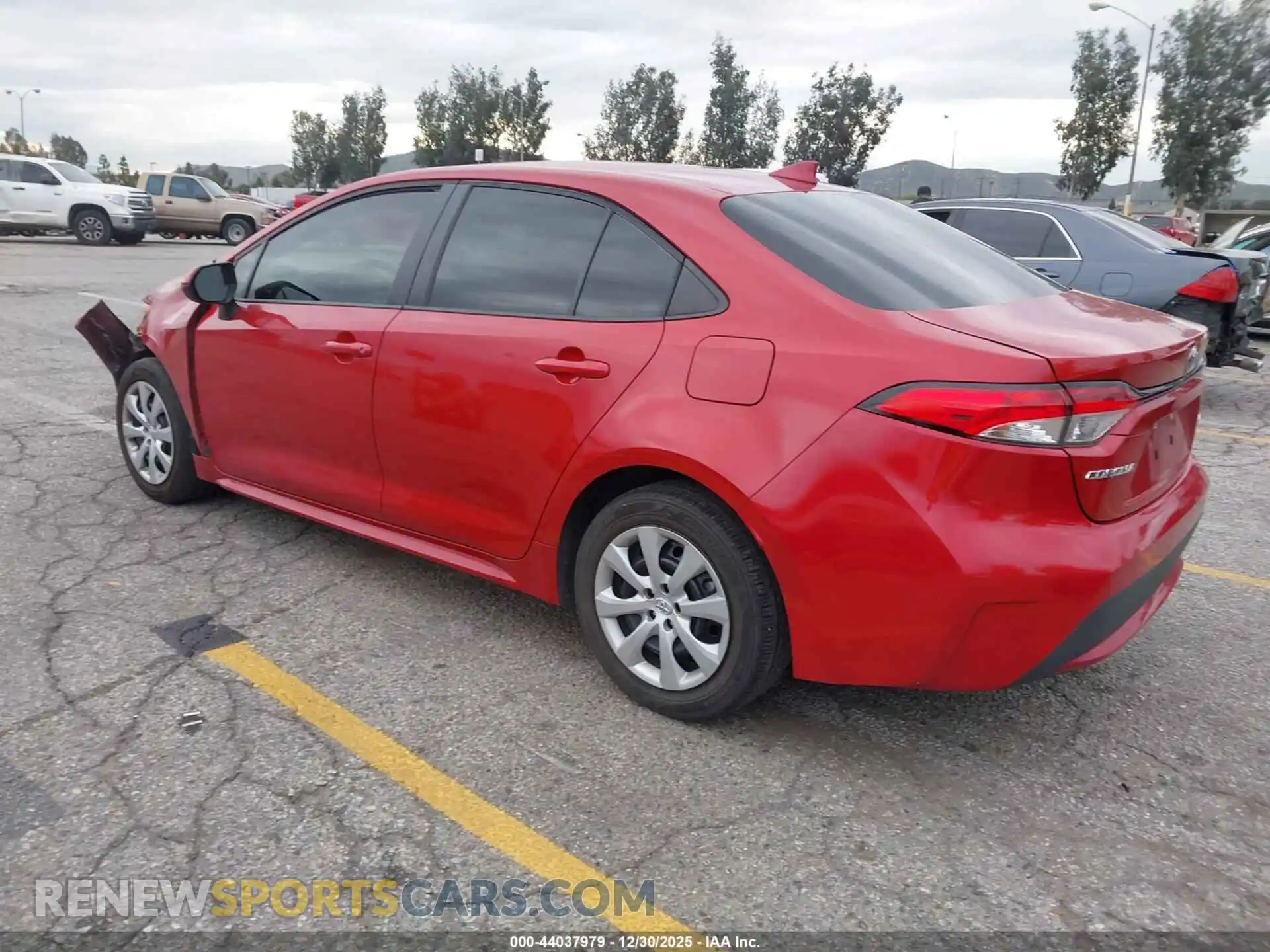 3 Photograph of a damaged car 5YFEPMAE1MP236378 TOYOTA COROLLA 2021