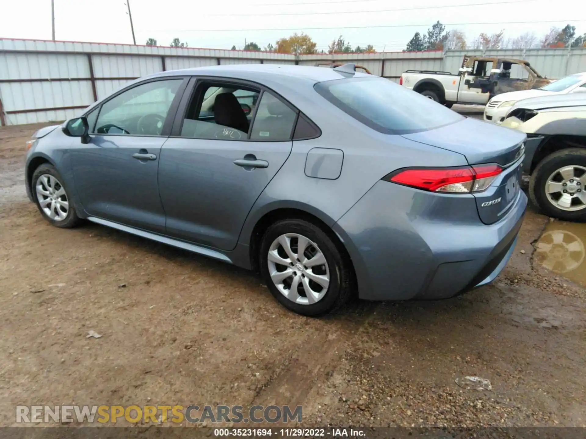 3 Photograph of a damaged car 5YFEPMAE1MP247414 TOYOTA COROLLA 2021