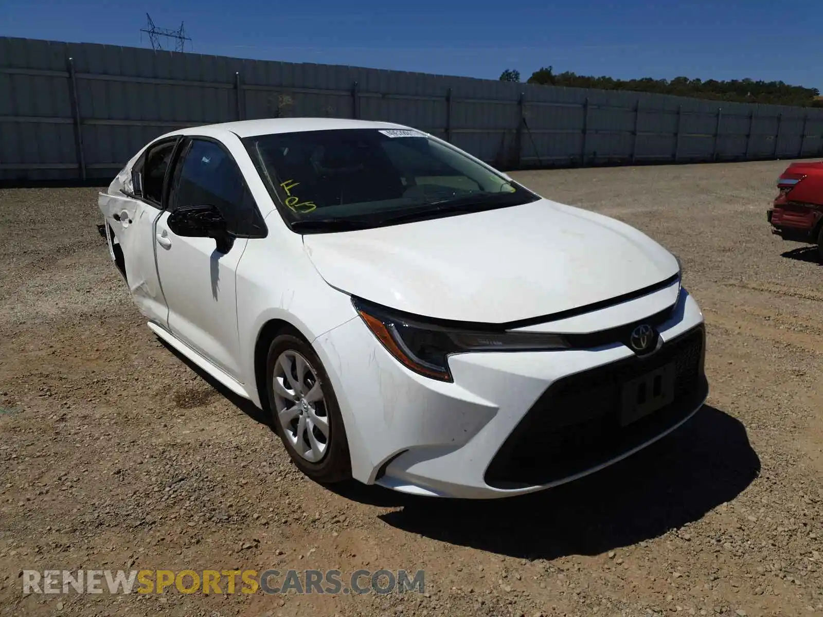 1 Photograph of a damaged car 5YFEPMAE1MP258056 TOYOTA COROLLA 2021