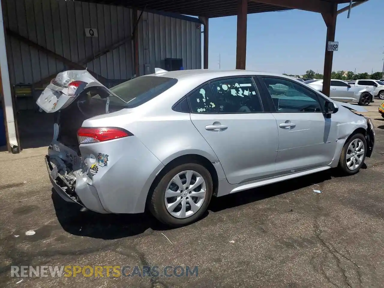 3 Photograph of a damaged car 5YFEPMAE1MP260972 TOYOTA COROLLA 2021