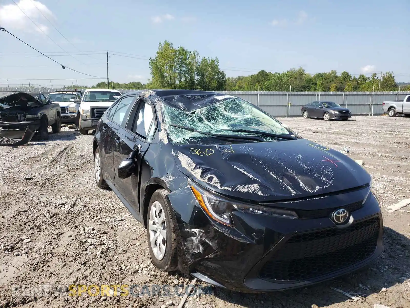 1 Photograph of a damaged car 5YFEPMAE1MP267212 TOYOTA COROLLA 2021