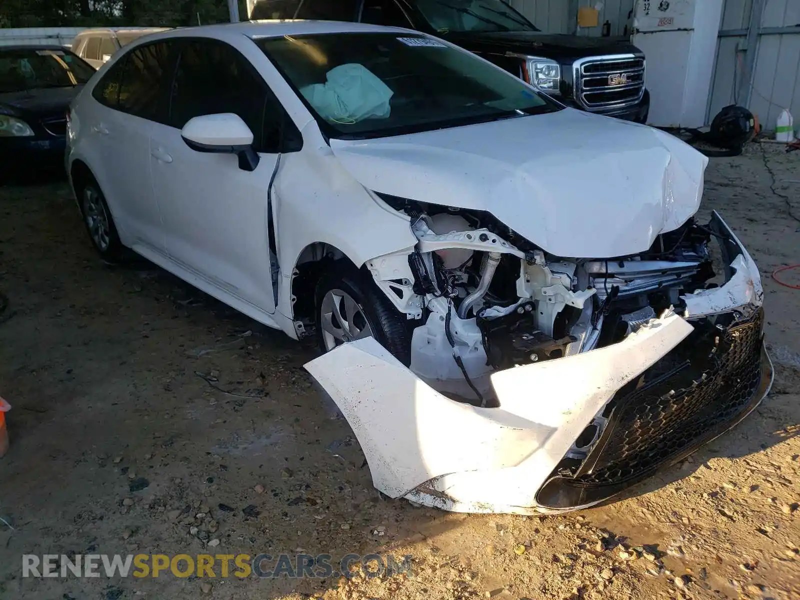1 Photograph of a damaged car 5YFEPMAE2MP158385 TOYOTA COROLLA 2021