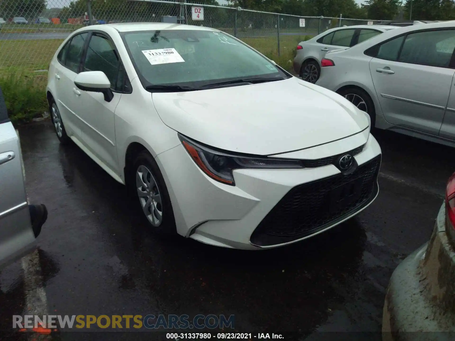1 Photograph of a damaged car 5YFEPMAE2MP161450 TOYOTA COROLLA 2021