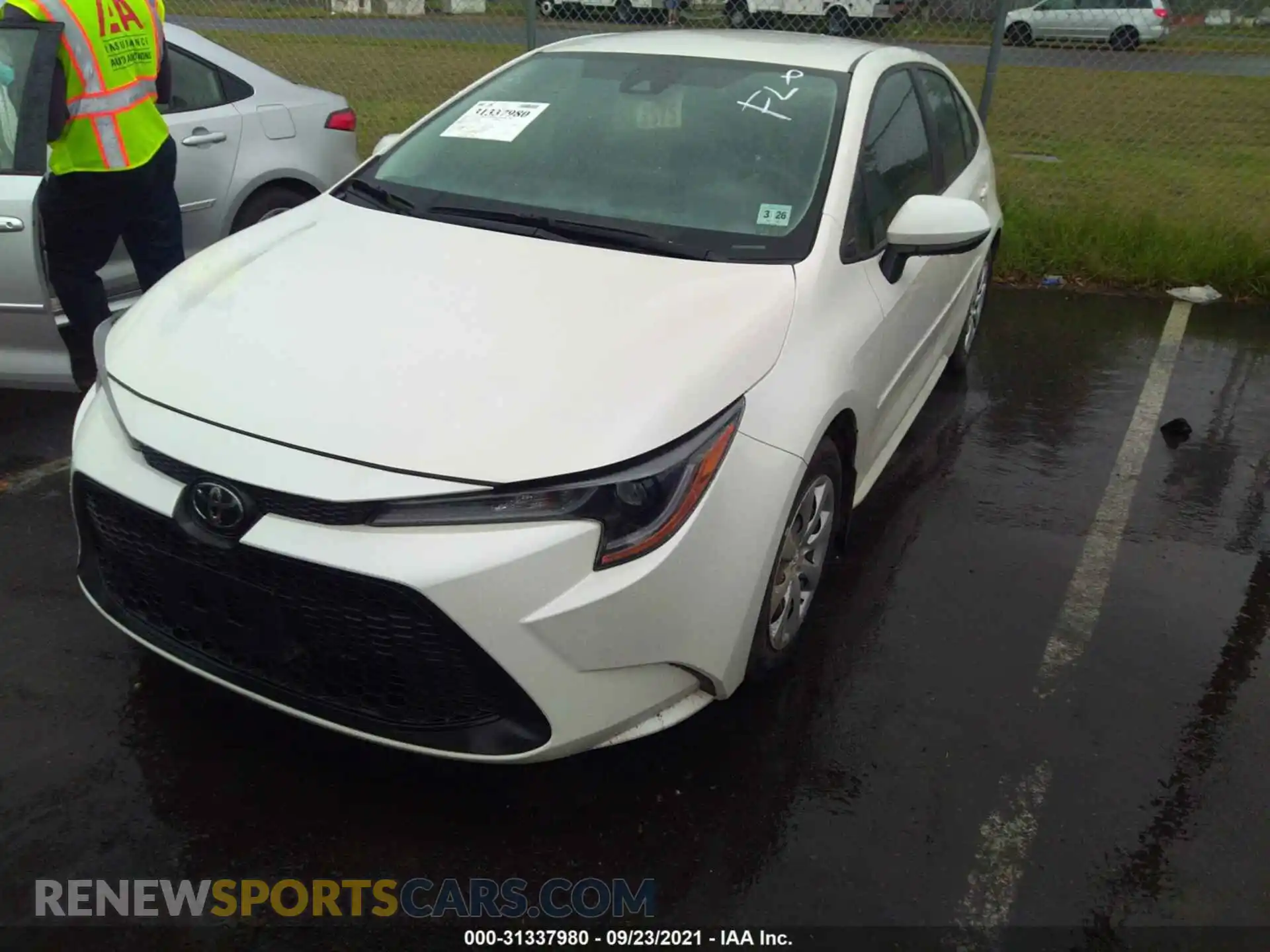 2 Photograph of a damaged car 5YFEPMAE2MP161450 TOYOTA COROLLA 2021