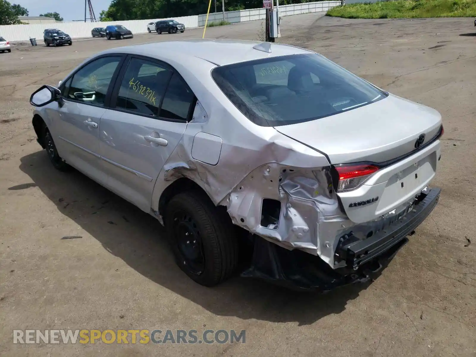 3 Photograph of a damaged car 5YFEPMAE2MP163408 TOYOTA COROLLA 2021