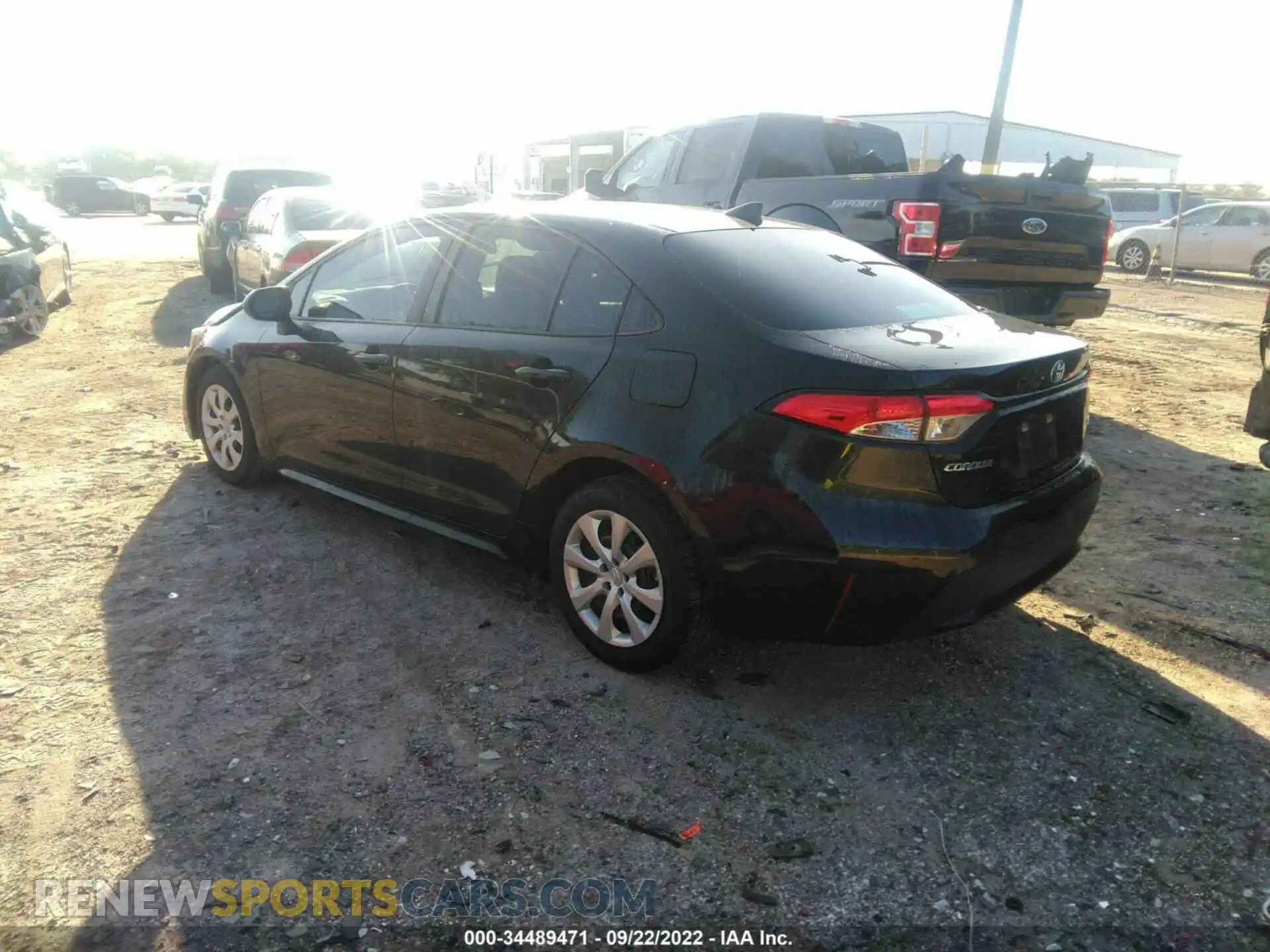 3 Photograph of a damaged car 5YFEPMAE2MP173159 TOYOTA COROLLA 2021