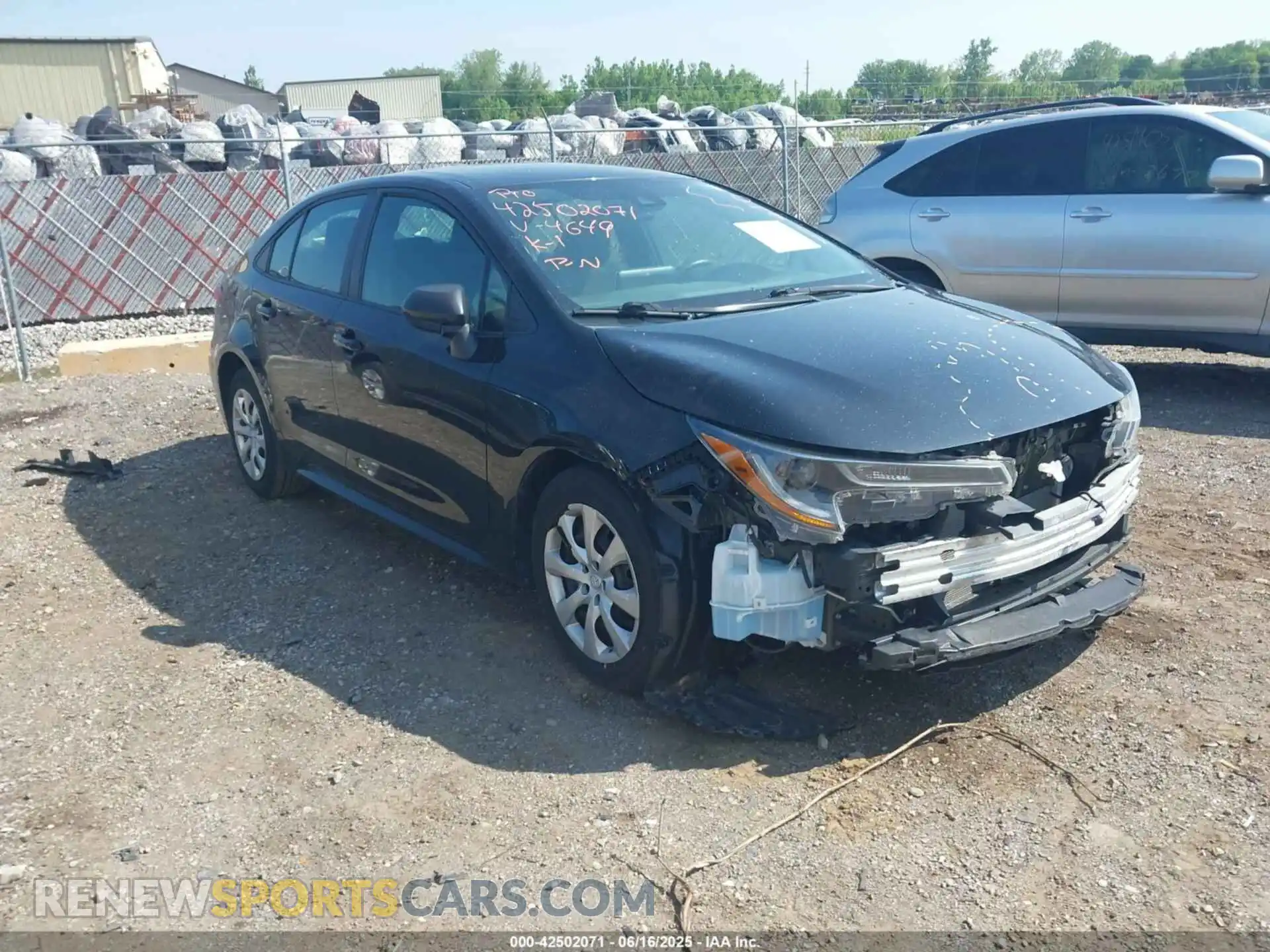 1 Photograph of a damaged car 5YFEPMAE2MP174649 TOYOTA COROLLA 2021