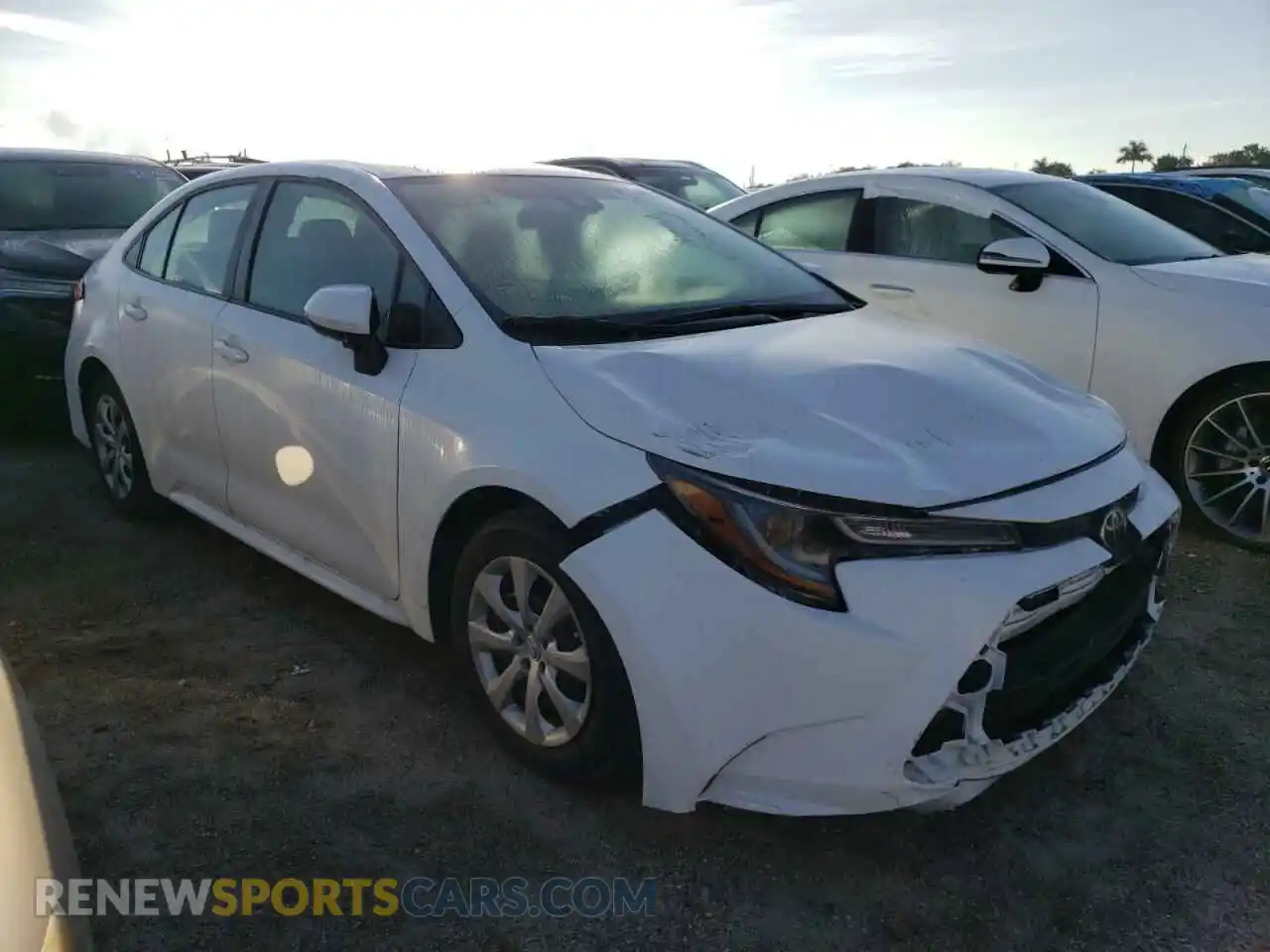 1 Photograph of a damaged car 5YFEPMAE2MP175364 TOYOTA COROLLA 2021