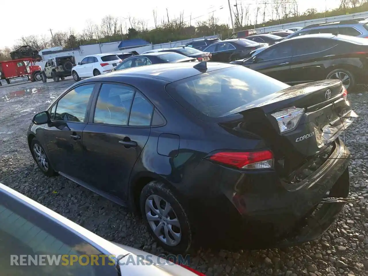 2 Фотография поврежденного автомобиля 5YFEPMAE2MP176742 TOYOTA COROLLA 2021